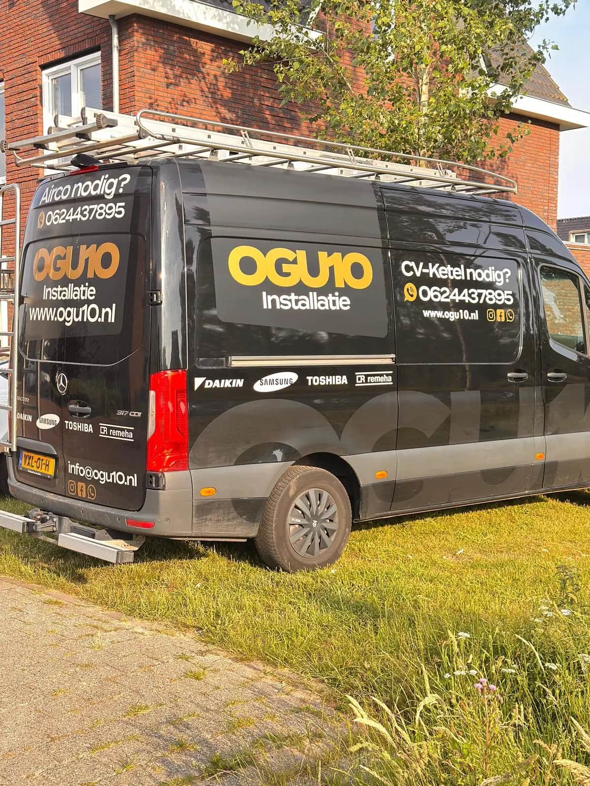 Bedrijfsbus van OGU10